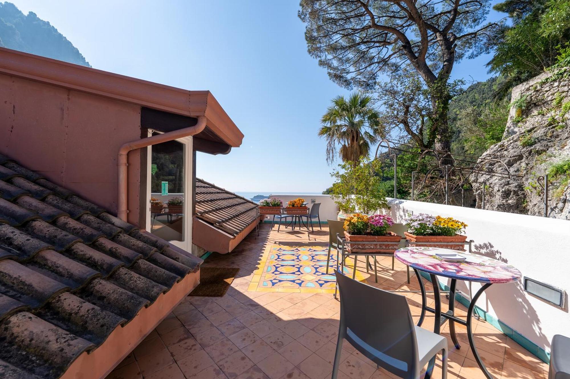Hotel Villa Annalara Charme And Relax Amalfi Eksteriør billede